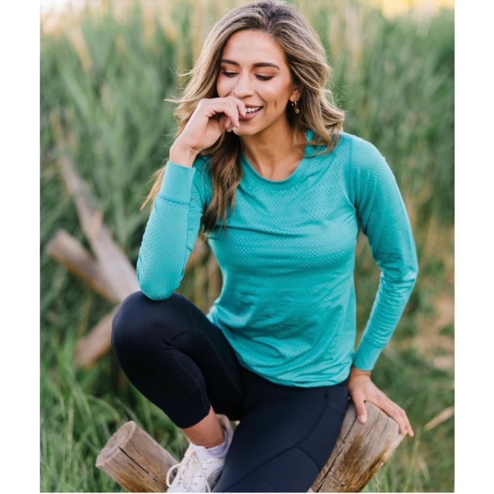 Zyia Active S Teal Chill Long Sleeve Crew Neck Perforated Mesh Top Tee T-Shirt - Picture 9 of 12